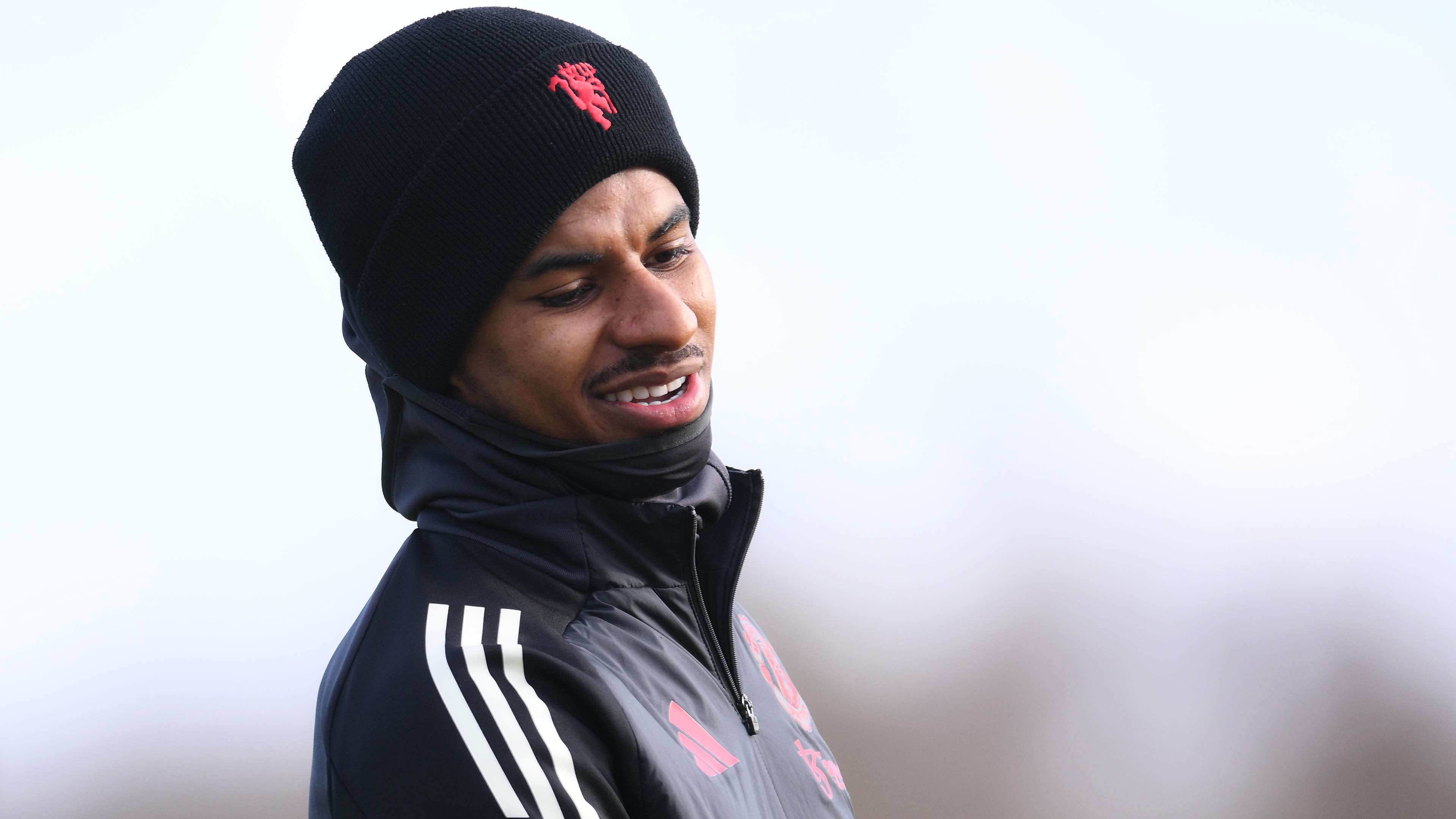 可以发现两 可以发现两